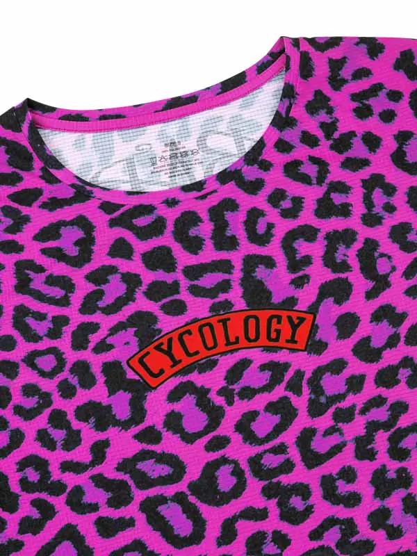 Kitty Women's Technical T-Shirt - Image 4