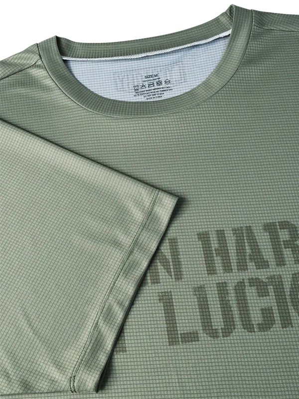 Train Hard Men's Technical T-Shirt - Image 3